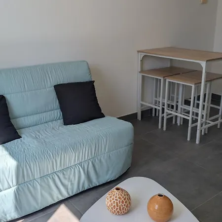 2 Pieces , Clim, Proche Apartment Lattes